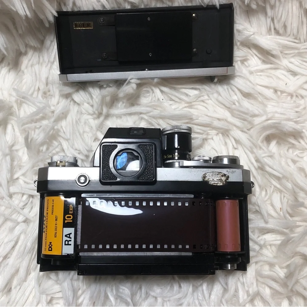 Nikon F Eye Level 35mm SLR Film Camera Body Only Nikon F BC-7 Flash 6754517Japan